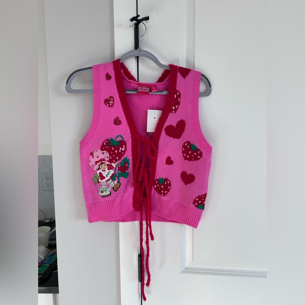 NWT Strawberry Shortcake Pink Knit Sweater Vest Cute Kawaii Coquette Nostaligic